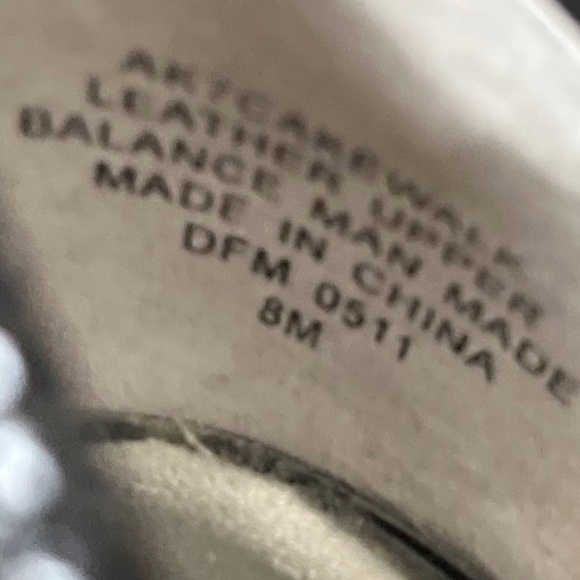 AK Anne Klein Black Snakeskin Design Leather 3" Heels Sz 8 - Picture 8 of 9